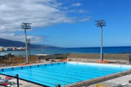 Recuperación de piscina con reactivos químicos